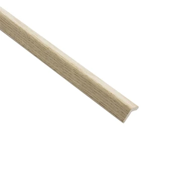 Apdailos kampas, ąžuolo, 2.5 m x 20 mm
