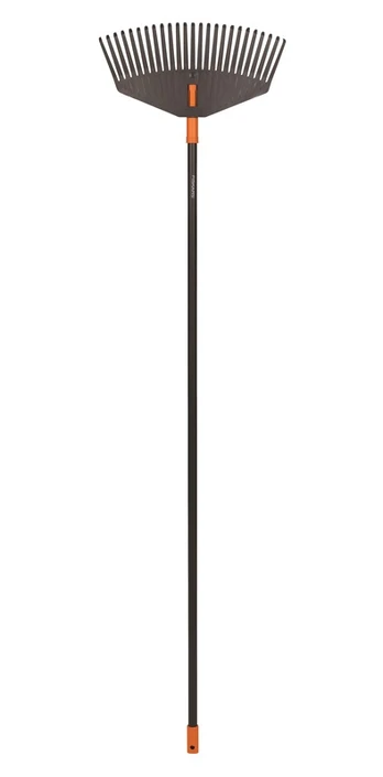 Grėblys vėduoklinis Fiskars Solid L 135016, su kotu, 1730 mm