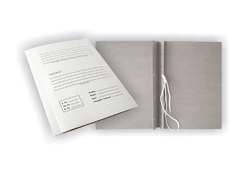 Archyvinis aplankas SMLT, A4, su raišteliais BYLA, kartoninis (300g/m2), 4 cm kaina