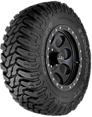 Cooper Evolution MTT 245/70R17 121 Q