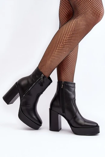 Juodi natūralios odos aulinukai su platforma ir kulnu Step in style