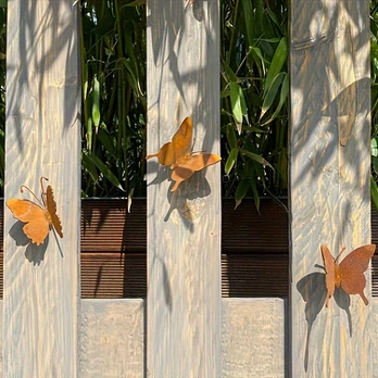 Sodo tvorelė, 3 small rusty butterflies