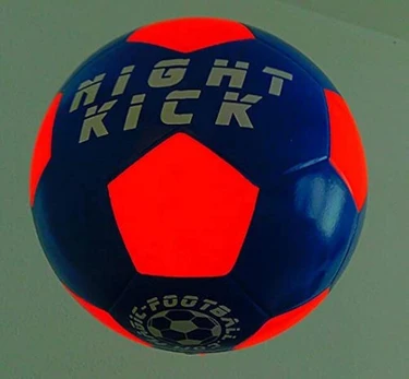 Futbolo kamuolys Nightkick Master Blue, 5 dydis