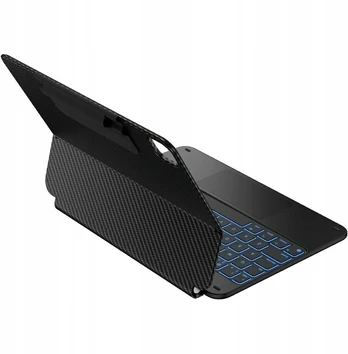 Typecase Edge do iPad Pro 11" 2024/2025 włókno węglowe