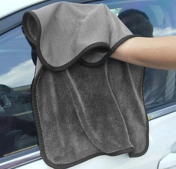 Automobilio mikropluošto valymo šluostė