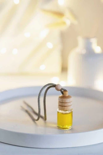 Lukata Automobilinis oro gaiviklis – aromatinga palaima kelyje!