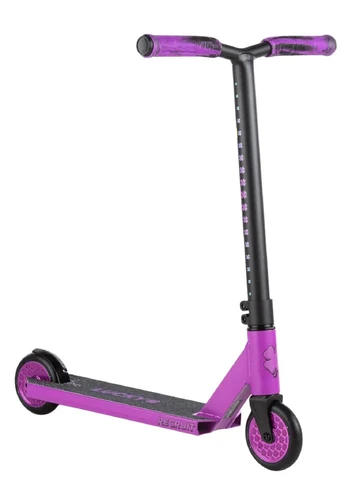 Lucky Recruit 2025 Paspirtukas Motion Purple