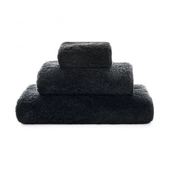 Luxury rankšluostis Ego Black 50x100 cm