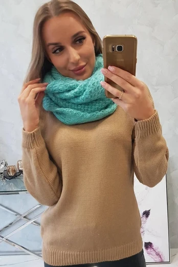 Moteriška kaklo mova, mėtų spalvos
