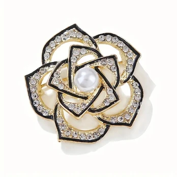 Unikalaus dizaino sagė , flower crystal