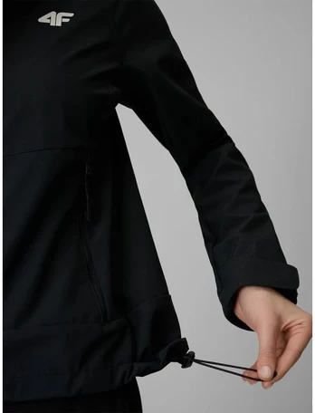 Moteriška softshell striukė 4F, juoda