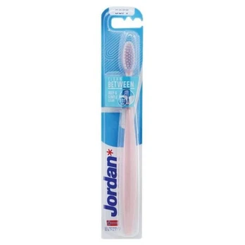 Jordan Clean Between Ultra Soft Toothbrush Ypač minkštas dantų šepetėlis, Pink