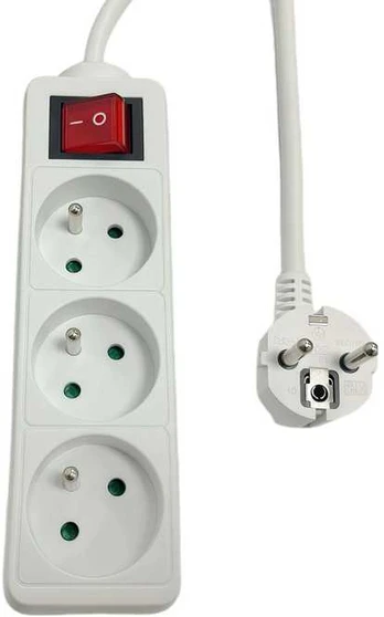 MicroConnect 3-way Power Strip on/off switch French Type E, 1.5m