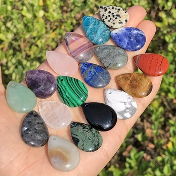 Akmens pakabukas, Lapis Lazuli