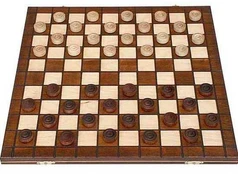 Medinės šaškės (su 64 laukeliais) kaina