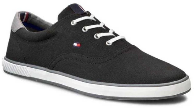 Tommy Hilfiger bateliai
