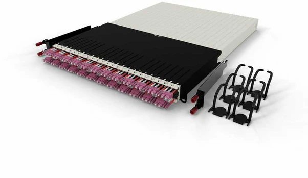 PATCHBOX PATCHBOX PONE30OM412 kabelis InfiniBand / światłowodowy 1,8 m LC SC LC/SC