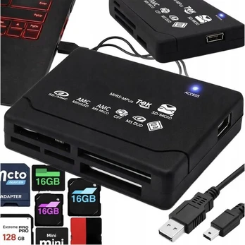 „DataLink Pro E378“ universalus micro SD/USB/USB‑C atminties kortelių skaitytuvas, Juoda