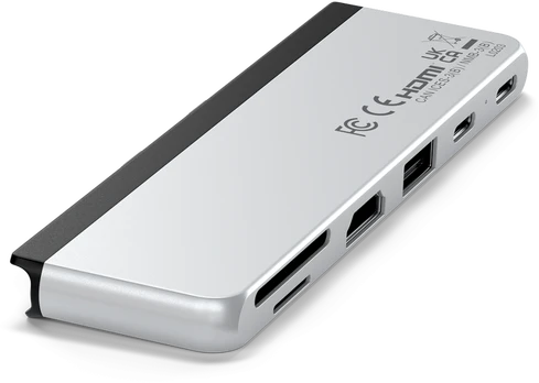„Satechi Dual USB-C Hub“, skirtas „Surface Pro 9“.