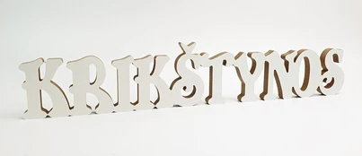 Pastatomas žodis „Krikštynos“