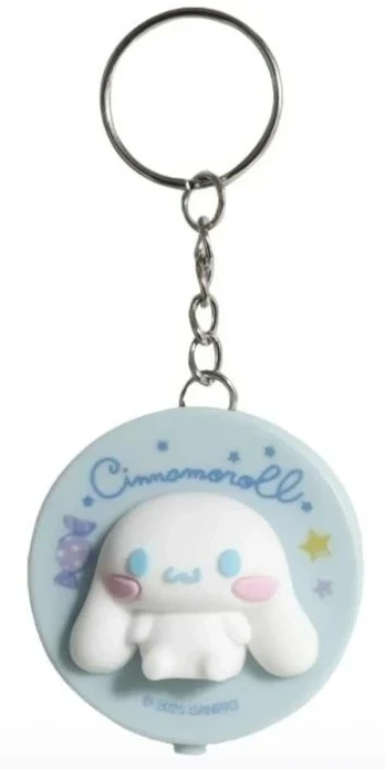 Blue Sky Studios „Cinnamoroll“ šviečiantis raktų pakabukas