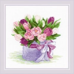 Tulips Hat Box Siuvinėjimo rinkinys iš RIOLIS Nr.: 2003