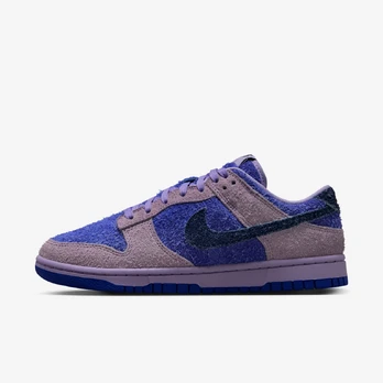 Nike Wmns Dunk Low SE - Dydis 37.5 (HQ3431-515 Laisvalaikio batai)