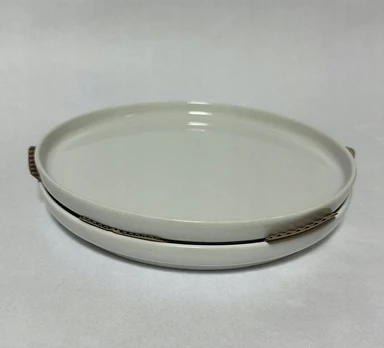 Baltos tradicinės porcelianinės Berdorf lėkštės 2 vnt. 20 cm