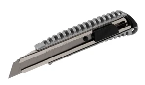 Metalinis 18mm peilis STALCO