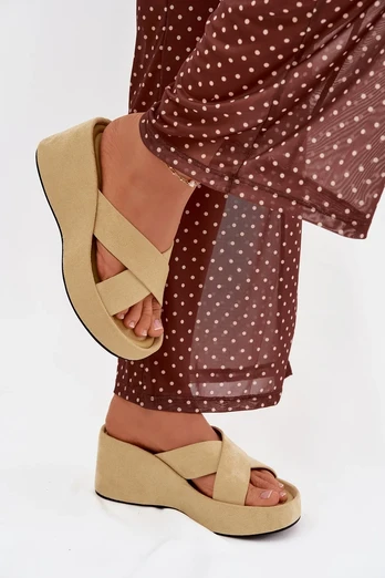 Boto Moteriškos stilingos platforminės šlepetės