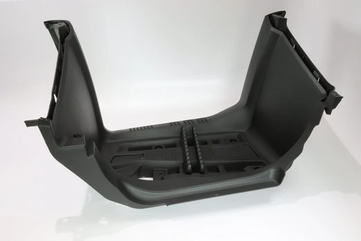 9GQ0-042032 footrest board, rh