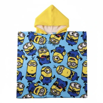 CERDÁ Minions microfibre poncho beach towel