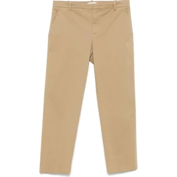 Kelnės moterims, Kūno, Mid rise chino pant