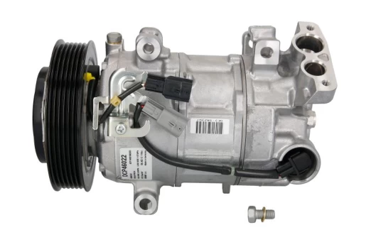 DENSO DCP46022 Air conditioning compressor