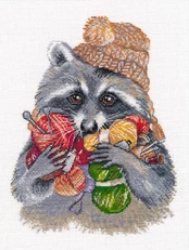 Raccoon needleworker S1474 kaina