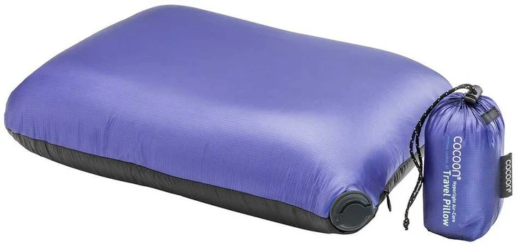 Kelioninė pagalvėlė COCOON Air Core Pillow Hyperlight - Mėlyna