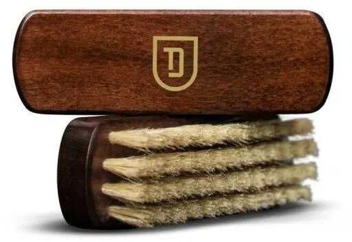 DETURNER LEATHER BRUSH - Odos valymo šepetys