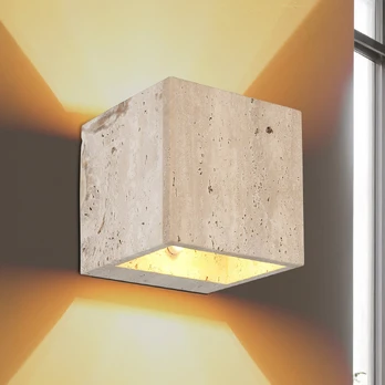 LED sieninis šviestuvas „Rojas“, smėlio spalvos, plotis 12 cm, akmuo