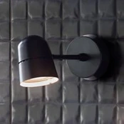 "Luceplan Counterbalance" LED sieninis prožektorius, juodas