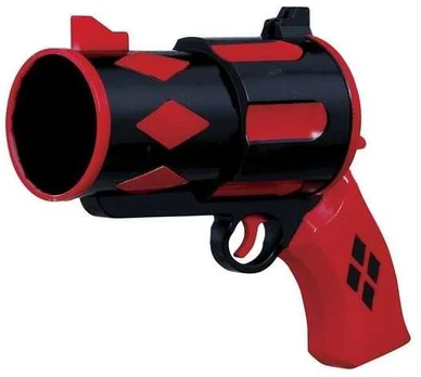 Fiesta Dangerous girl revolver