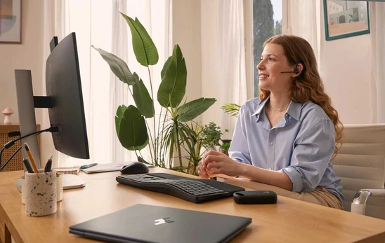 Hp Enterprise Poly POLY VOYAGER OFFICE BASE-M FOR