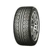 Yokohama Advan Neova AD08RS 215/45 R17 87 W