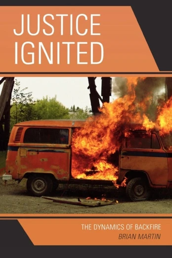 Justice Ignited - Minkštas viršelis
