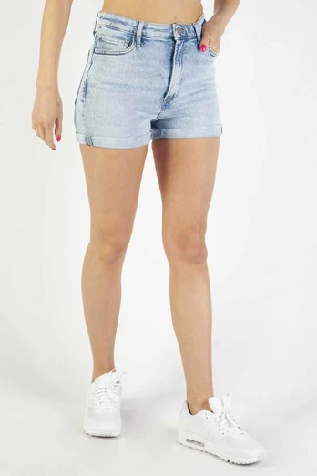 Džinsiniai šortai CROSS JEANS