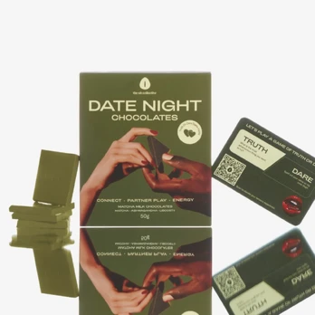 The Oh Collective Date Night Chocolate Matcha - Botanical Chocolate Experience