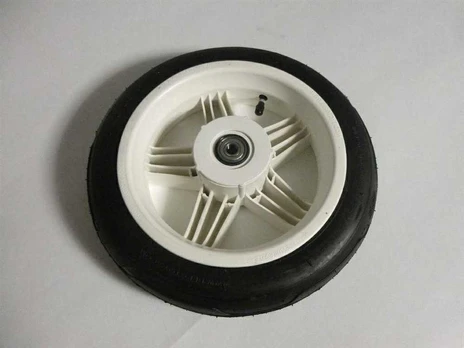 Berg Wheel baltas 12.5x3.00-9 slick