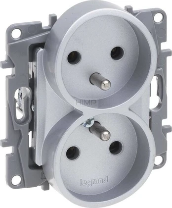 Legrand Niloe Selection dvigubas elektros lizdas, aliuminio spalvos