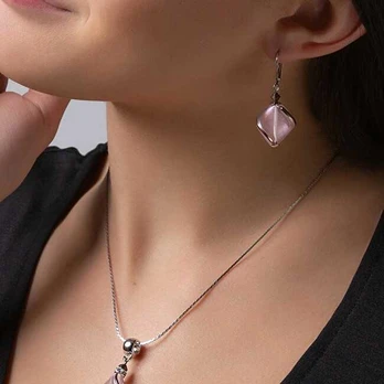 Delicate Hidden Passion earrings with pink Lampglas pearl ECH1/CHI