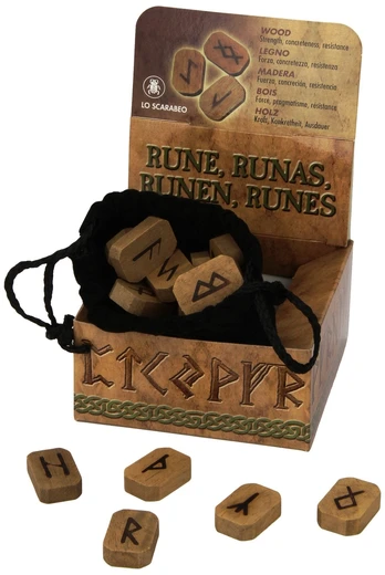 Wooden runos (medinės)
