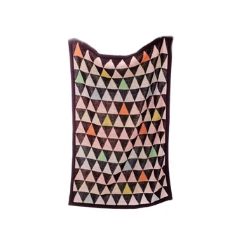 BIZZI GROWIN pledas 70x90cm Triangles BG015